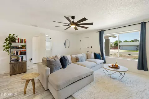 18821 N 17th Ave, Phoenix, AZ 85027