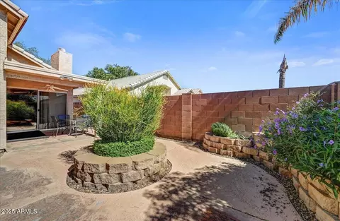 Exterior - 4209 E Rosemonte Dr, Phoenix, AZ 85050 photo 2 of 3