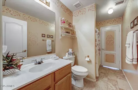 Bath - 4209 E Rosemonte Dr, Phoenix, AZ 85050 photo 2 of 2