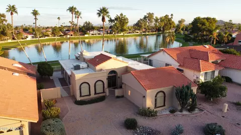 26413 S Lakemont Dr, Sun Lakes, AZ 85248