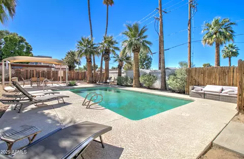 Exterior - 5134 Edgemont Ave, Phoenix, AZ 85008 photo 2 of 13