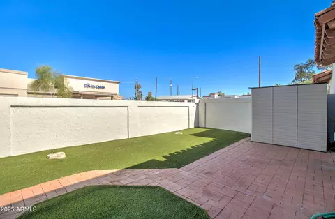 Exterior - 5134 Edgemont Ave, Phoenix, AZ 85008 photo 8 of 13