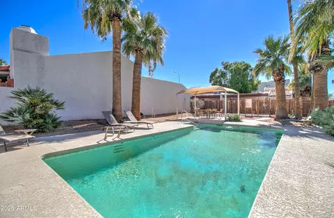 Exterior - 5134 Edgemont Ave, Phoenix, AZ 85008 photo 9 of 13