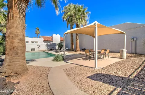 Exterior - 5134 Edgemont Ave, Phoenix, AZ 85008 photo 11 of 13