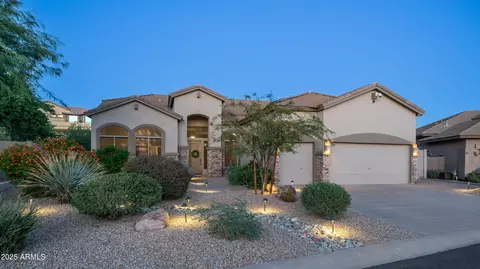 8056 E Sandia Cir, Mesa, AZ 85207