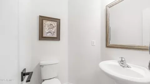 8056 E Sandia Cir, Mesa, AZ 85207 photo 32