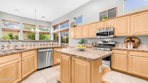 8056 E Sandia Cir, Mesa, AZ 85207 photo 10