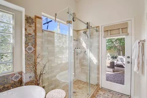 Bath - 7258 E Kiva Ave, Mesa, AZ 85209 photo 7 of 12