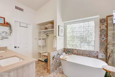 Bath - 7258 E Kiva Ave, Mesa, AZ 85209 photo 5 of 12
