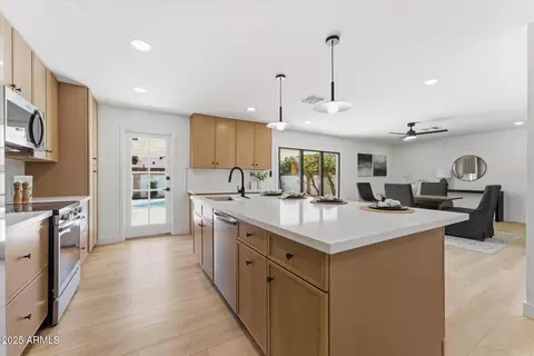 2055 E Rice Dr, Tempe, AZ 85283 photo 9