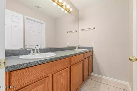 Bath - 2264 S Belaire Rd, Apache Junction, AZ 85119 photo 1 of 2
