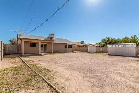 Exterior - 2264 S Belaire Rd, Apache Junction, AZ 85119 photo 4 of 6
