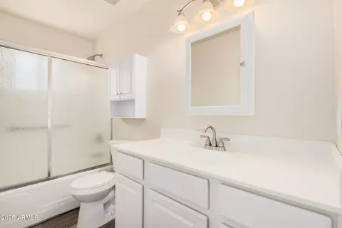 Bath - 5533 E Decatur St, Mesa, AZ 85205 photo 2 of 2