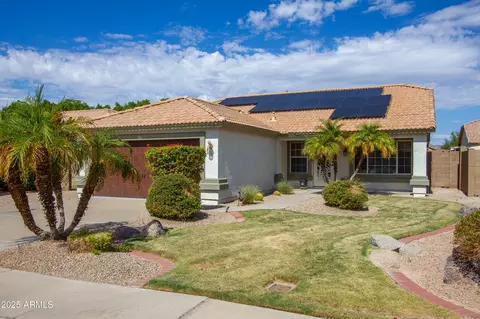 Exterior - 980 W 13th Ave, Apache Junction, AZ 85120 photo 2 of 7
