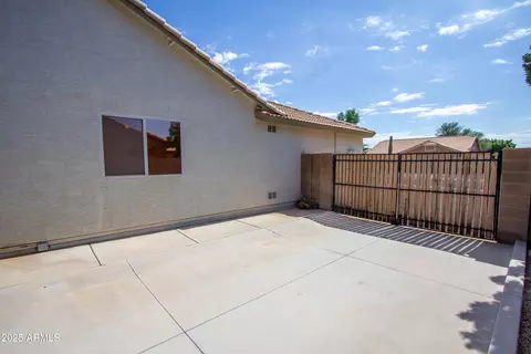 Exterior - 980 W 13th Ave, Apache Junction, AZ 85120 photo 7 of 7