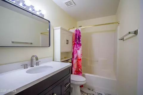 Bath - 980 W 13th Ave, Apache Junction, AZ 85120 photo 2 of 2