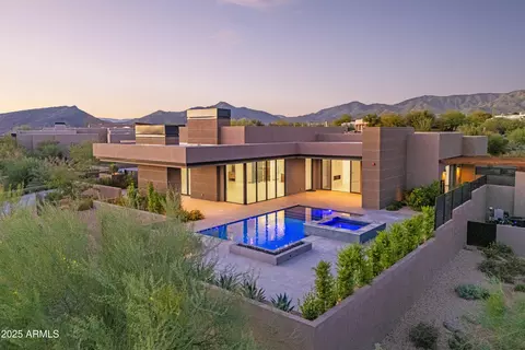 10354 E Celestial Dr, Scottsdale, AZ 85262