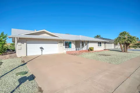 20018 N Lakeforest Dr, Sun City, AZ 85373