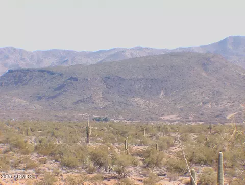 000 Higland Rd, Wikieup, AZ 85360
