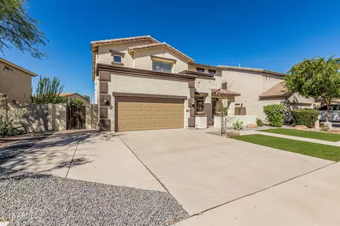 Exterior - 3686 E Meadowview Dr, Gilbert, AZ 85298 photo 11 of 12