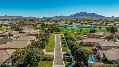 View/Area - 3686 E Meadowview Dr, Gilbert, AZ 85298 photo 12 of 12