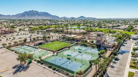 View/Area - 3686 E Meadowview Dr, Gilbert, AZ 85298 photo 2 of 12