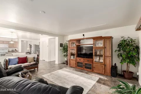 7004 S 30th Ave, Phoenix, AZ 85041 photo 6