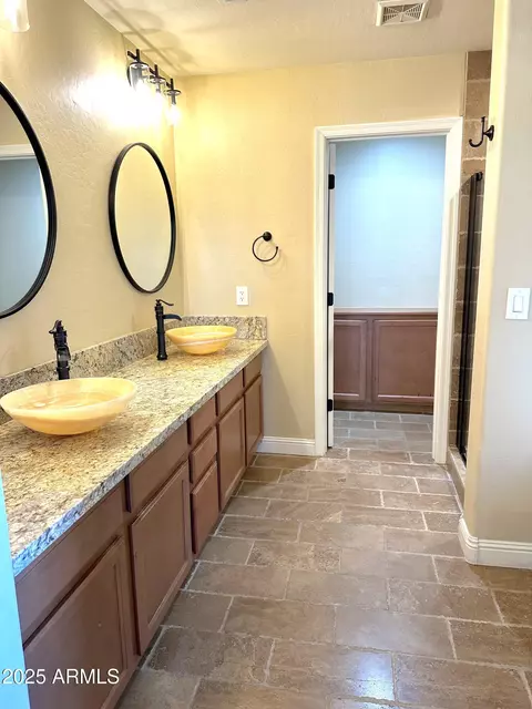 Bath - 4678 E Olney Ave, Gilbert, AZ 85234 photo 7 of 7