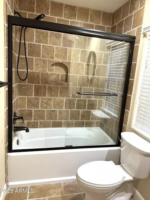 Bath - 4678 E Olney Ave, Gilbert, AZ 85234 photo 3 of 7