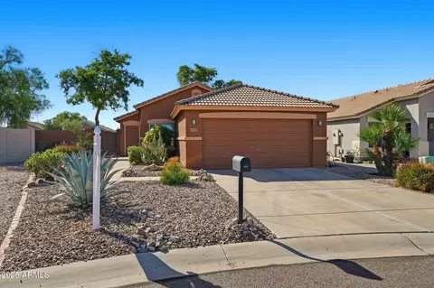 1155 E Vernoa St, San Tan Valley, AZ 85140