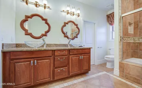 Bath - 5238 N Explorer Rd, Apache Junction, AZ 85119 photo 9 of 11