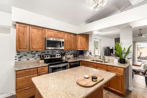 4126 E Covina St, Mesa, AZ 85205