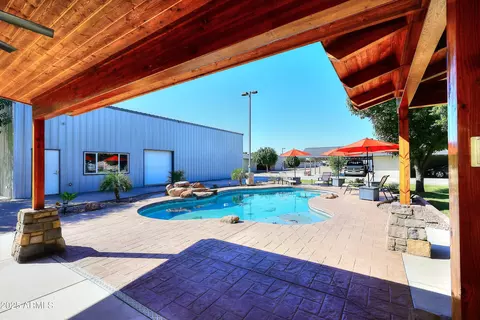 1810 S Lindsay Rd, Gilbert, AZ 85295