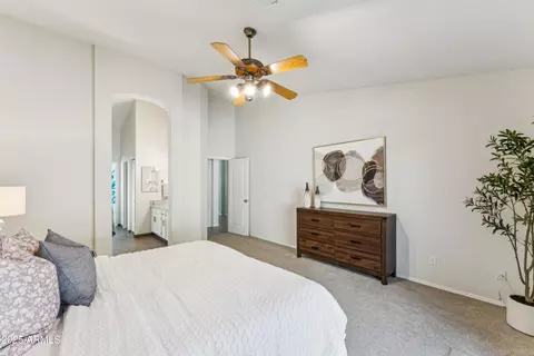 Bedroom - 916 S Dolphin Dr, Gilbert, AZ 85233 photo 3 of 7