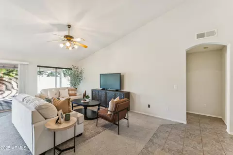 Other - 916 S Dolphin Dr, Gilbert, AZ 85233 photo 4 of 11