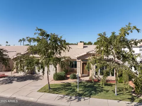 Exterior - 916 S Dolphin Dr, Gilbert, AZ 85233 photo 10 of 11