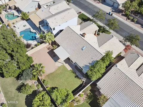View/Area - 916 S Dolphin Dr, Gilbert, AZ 85233 photo 6 of 10