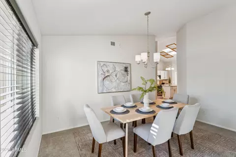 Dining - 916 S Dolphin Dr, Gilbert, AZ 85233 photo 1 of 4
