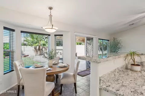 Dining - 916 S Dolphin Dr, Gilbert, AZ 85233 photo 4 of 4