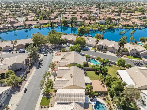 View/Area - 916 S Dolphin Dr, Gilbert, AZ 85233 photo 7 of 10