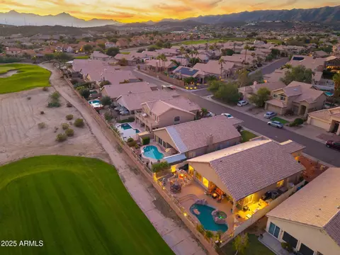 View/Area - 1437 E Glenhaven Dr, Phoenix, AZ 85048 photo 4 of 5