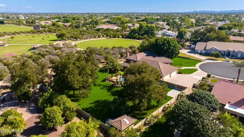 View/Area - 3958 E Juniper Cir, Mesa, AZ 85205 photo 3 of 4