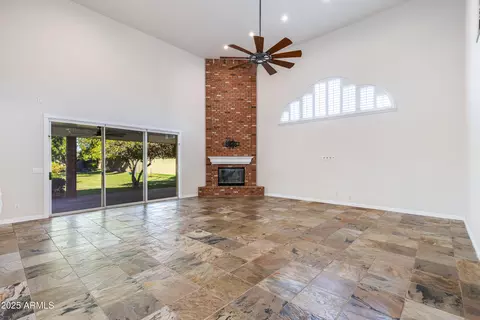 Living - 3958 E Juniper Cir, Mesa, AZ 85205 photo 4 of 5