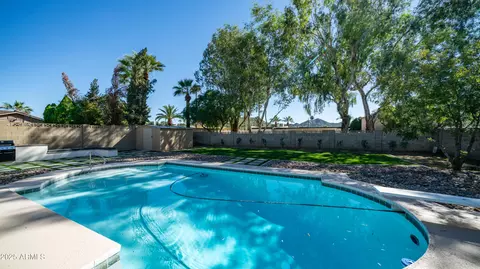 Exterior - 141 Eugie Ave, Phoenix, AZ 85022 photo 13 of 14