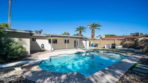 Exterior - 141 Eugie Ave, Phoenix, AZ 85022 photo 11 of 14
