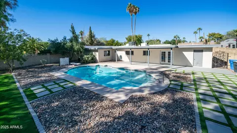 Exterior - 141 Eugie Ave, Phoenix, AZ 85022 photo 8 of 14
