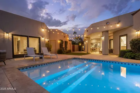 Exterior - 219 E Oregon Ave, Phoenix, AZ 85012 photo 4 of 4