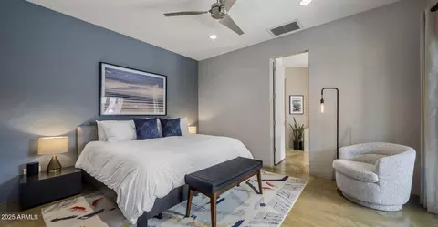 Bedroom - 219 E Oregon Ave, Phoenix, AZ 85012 photo 1 of 4