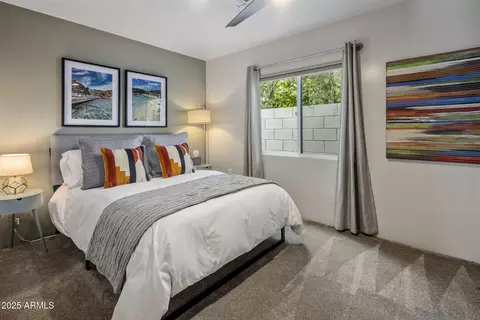 Bedroom - 219 E Oregon Ave, Phoenix, AZ 85012 photo 4 of 4