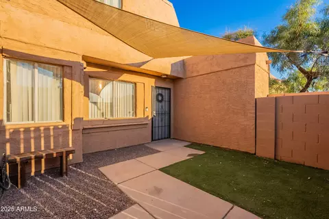 4015 S 44th St, Phoenix, AZ 85040